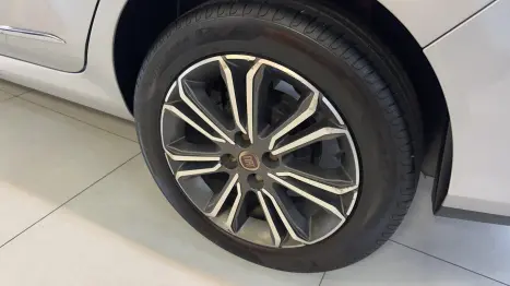 FIAT Cronos 1.8 4P FLEX PRECISION AUTOM�TICO, Foto 6