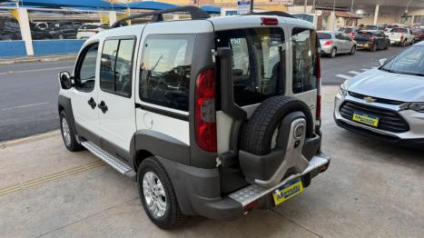 FIAT Doblo 1.8 4P FLEX ADVENTURE 6 LUGARES, Foto 4