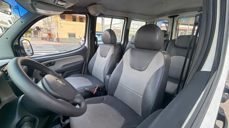 FIAT Doblo 1.8 4P FLEX ADVENTURE 6 LUGARES, Foto 7