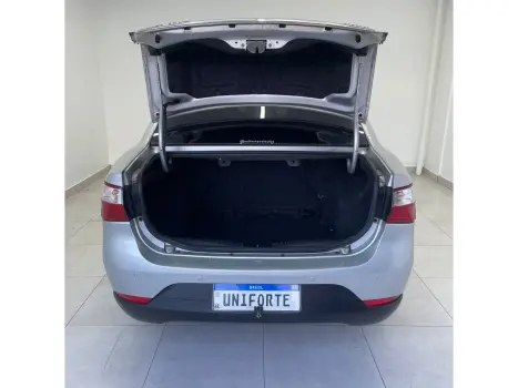 FIAT Grand Siena 1.6 16V 4P ESSENCE FLEX, Foto 10