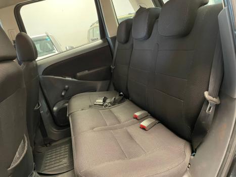 FIAT Idea 1.4 4P ELX FLEX, Foto 7 FIAT Idea 1.4 4P ELX FLEX, Foto 7