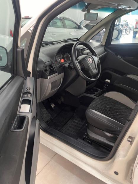 FIAT Idea 1.6 16V 4P ESSENCE FLEX, Foto 9
