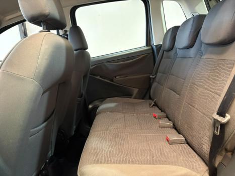 FIAT Idea 1.8 16V 4P FLEX ADVENTURE DUALOGIC AUTOMATIZADO, Foto 6