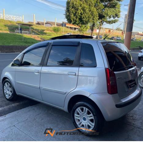 FIAT Idea 1.8 4P HLX FLEX, Foto 2