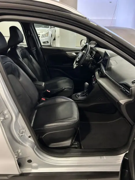 FIAT Pulse 1.0 12V 4P FLEX 200 IMPETUS TURBO AUTOM�TICO CVT, Foto 17