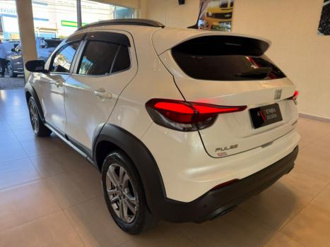 FIAT Pulse 1.0 12V 4P FLEX 200 DRIVE TURBO AUTOM�TICO CVT, Foto 3