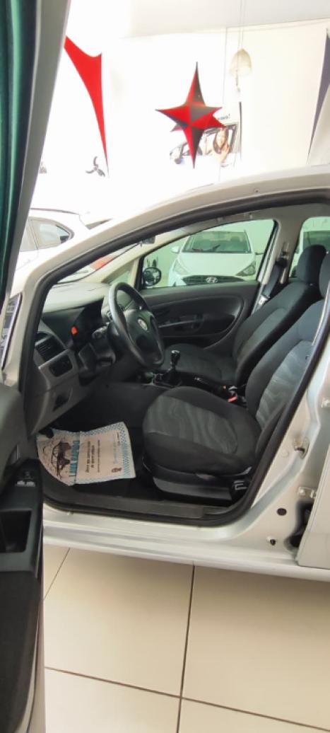 FIAT Punto 1.4 4P ATTRACTIVE FLEX, Foto 1