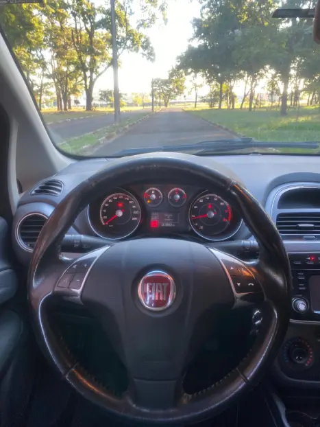 FIAT Punto 1.4 4P FLEX ATTRACTIVE ITALIA, Foto 8