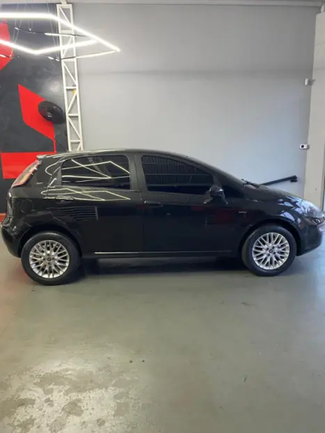 FIAT Punto 1.6 16V 4P FLEX ESSENCE SP DUALOGIC AUTOMATIZADO, Foto 4