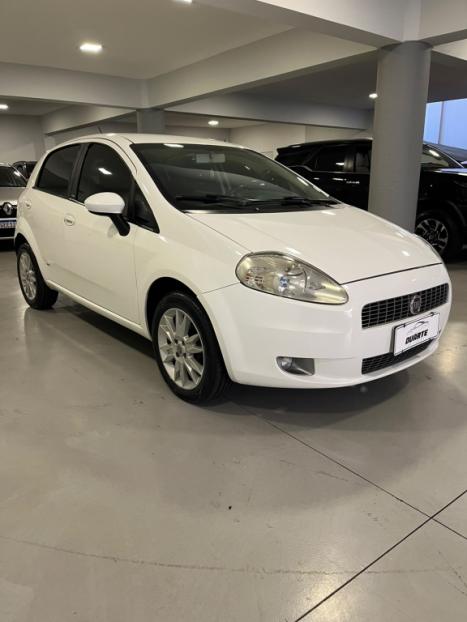 FIAT Punto 1.6 16V 4P ESSENCE FLEX, Foto 1