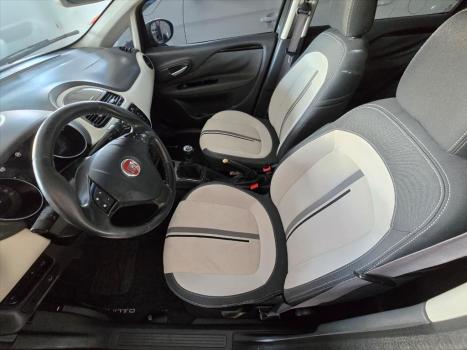 FIAT Punto 1.6 16V 4P ESSENCE FLEX, Foto 8