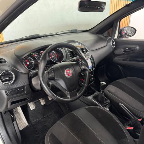 FIAT Punto 1.8 16V 4P BLACKMOTION FLEX, Foto 3
