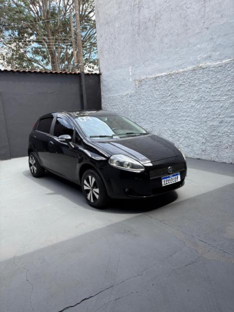 FIAT Punto 1.8 4P HLX FLEX, Foto 1