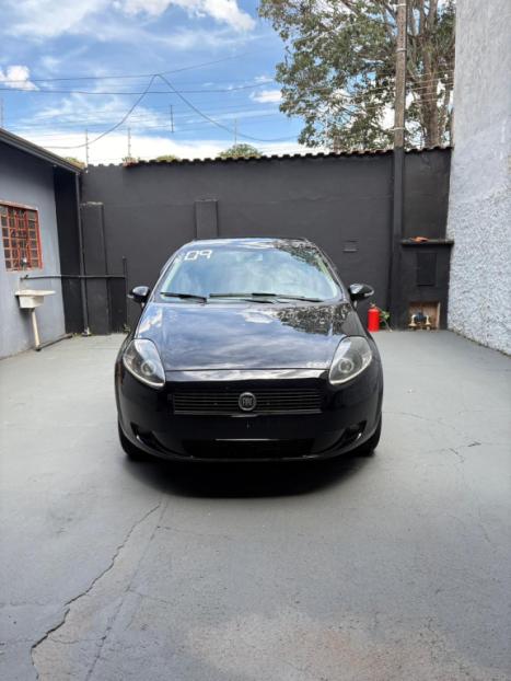 FIAT Punto 1.8 4P HLX FLEX, Foto 2