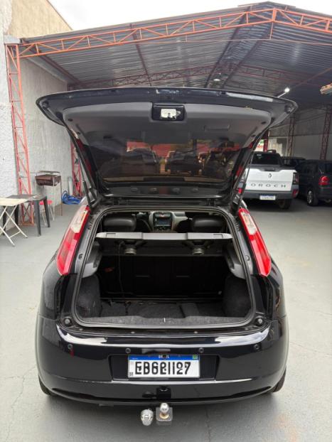 FIAT Punto 1.8 4P HLX FLEX, Foto 7