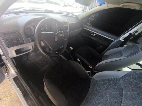 FIAT Siena 1.8 4P HLX FLEX, Foto 3