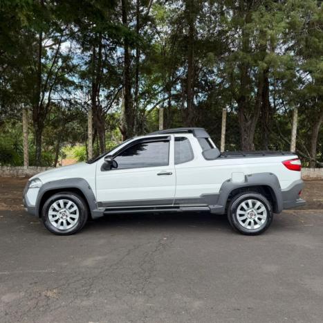 FIAT Strada 1.8 16V FLEX ADVENTURE CABINE ESTENDIDA, Foto 2