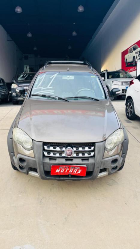 FIAT Strada 1.8 16V FLEX ADVENTURE CABINE DUPLA, Foto 2