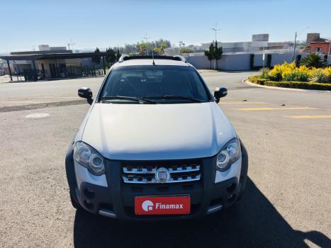 FIAT Strada 1.8 16V FLEX ADVENTURE LOCKER CABINE DUPLA, Foto 2