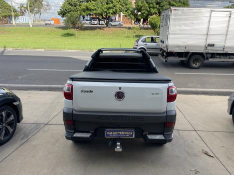 FIAT Strada 1.8 ADVENTURE CABINE ESTENDIDA, Foto 2