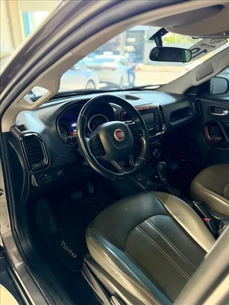 FIAT Toro 1.8 16V 4P FLEX FREEDOM AUTOM�TICO, Foto 4