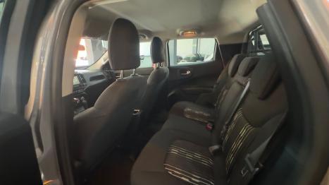 FIAT Toro 1.8 16V 4P ENDURANCE AUTOM�TICO, Foto 2