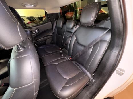 FIAT Toro 1.8 16V 4P FLEX FREEDOM AUTOM�TICO, Foto 14