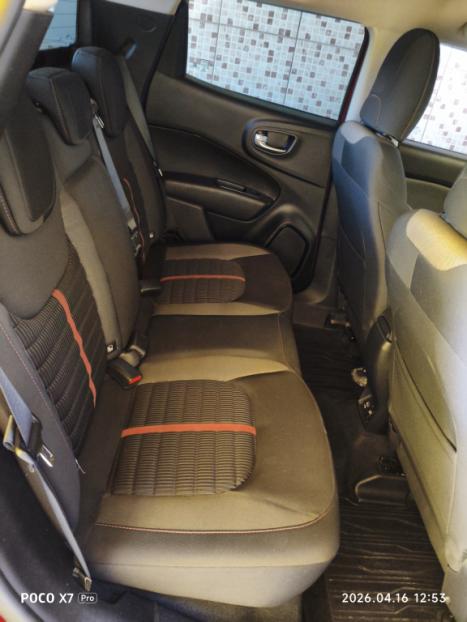 FIAT Toro 1.8 16V 4P FLEX FREEDOM AUTOM�TICO, Foto 4