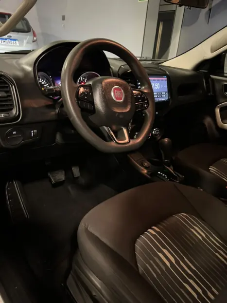 FIAT Toro 1.8 16V 4P ENDURANCE AUTOM�TICO, Foto 16