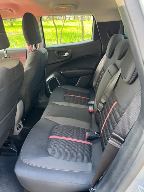 FIAT Toro 1.8 16V 4P FLEX FREEDOM AUTOMÁTICO, Foto 13