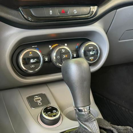 FIAT Toro 2.0 16V 4P VOLCANO 4WD TURBO DIESEL AUTOM�TICO, Foto 11