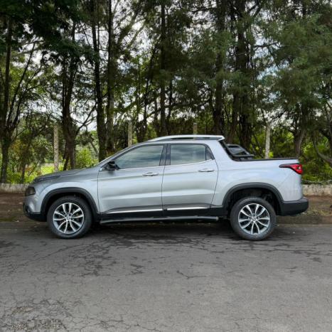 FIAT Toro 2.0 16V 4P VOLCANO 4WD TURBO DIESEL AUTOM�TICO, Foto 2