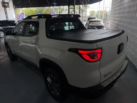 FIAT Toro 2.0 16V 4P 4WD FREEDOM TURBO DIESEL  AUTOM�TICO, Foto 10