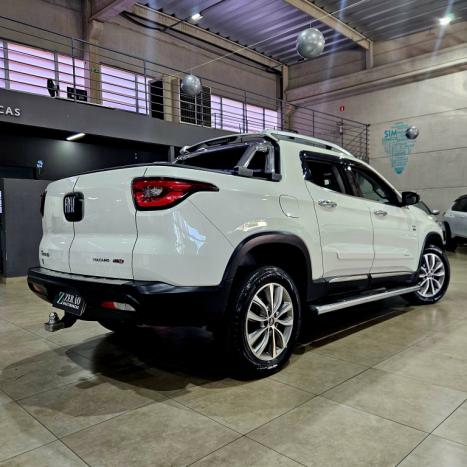 FIAT Toro 2.0 16V 4P VOLCANO 4WD TURBO DIESEL AUTOM�TICO, Foto 4