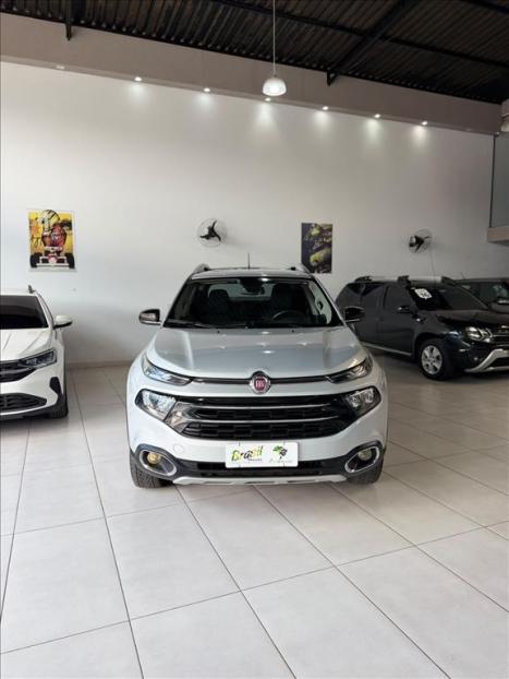 FIAT Toro 2.0 16V 4P VOLCANO 4WD TURBO DIESEL AUTOMÁTICO, Foto 2