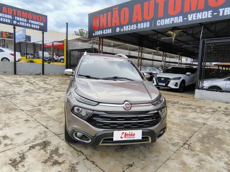 FIAT Toro 2.2 16V 4P 4WD RANCH TURBO DIESEL AUTOMTICO, Foto 2