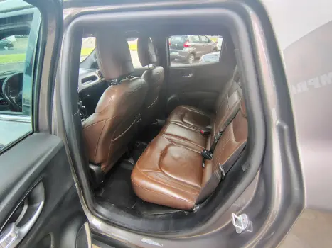 FIAT Toro 2.2 16V 4P 4WD RANCH TURBO DIESEL AUTOMTICO, Foto 12