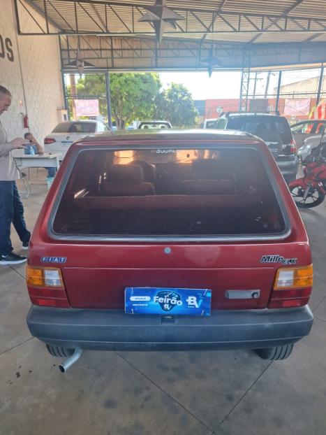 FIAT Uno 1.0 4P ELX, Foto 2