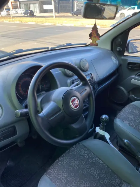FIAT Uno 1.0 4P FLEX EVO VIVACE CELEBRATION, Foto 8