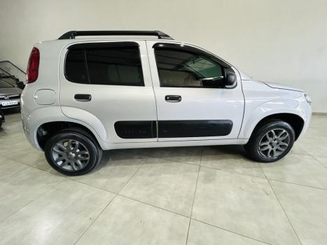 FIAT Uno 1.0 4P FLEX EVO VIVACE CELEBRATION, Foto 10