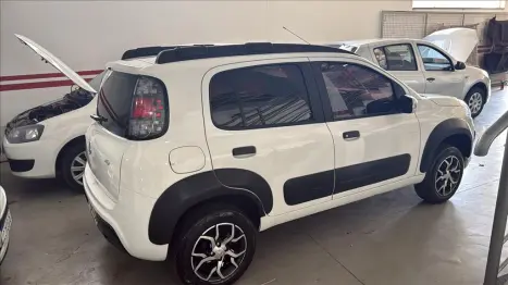 FIAT Uno 1.0 4P FLEX WAY, Foto 3