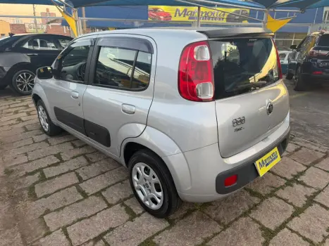 FIAT Uno 1.0 4P FLEX EVO VIVACE CELEBRATION, Foto 4