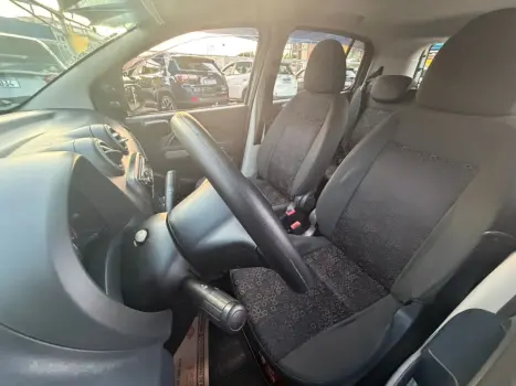 FIAT Uno 1.0 4P FLEX EVO VIVACE CELEBRATION, Foto 7