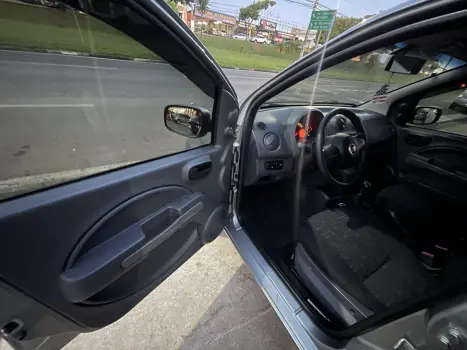 FIAT Uno 1.0 4P FLEX EVO VIVACE CELEBRATION, Foto 8