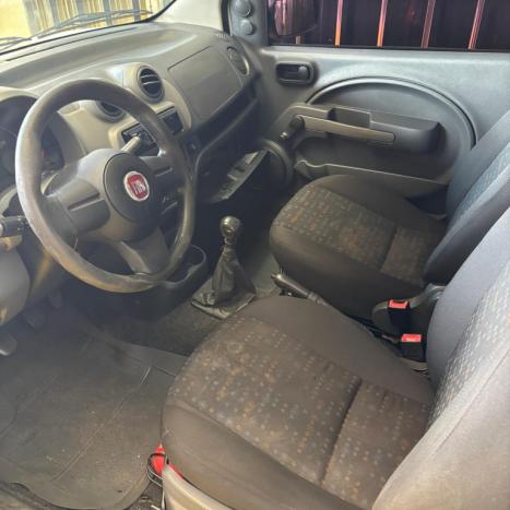FIAT Uno 1.0 FLEX VIVACE, Foto 3