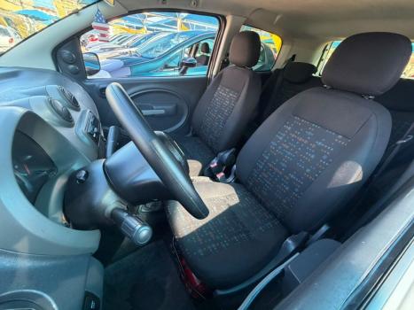 FIAT Uno 1.0 FLEX VIVACE, Foto 7