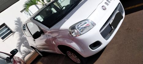 FIAT Uno 1.0 FLEX VIVACE, Foto 6