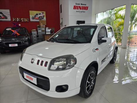 FIAT Uno 1.4 4P FLEX SPORTING, Foto 3