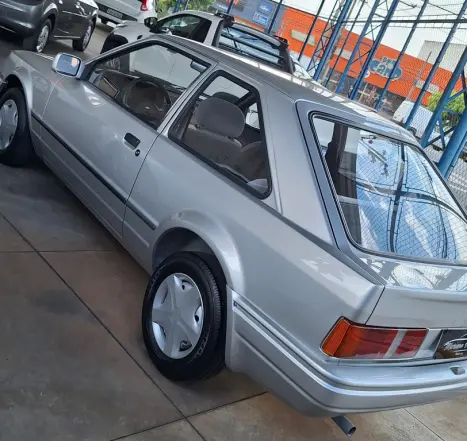 FORD Escort 1.0 HOBBY, Foto 5