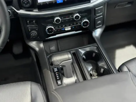 FORD F-150 , Foto 13